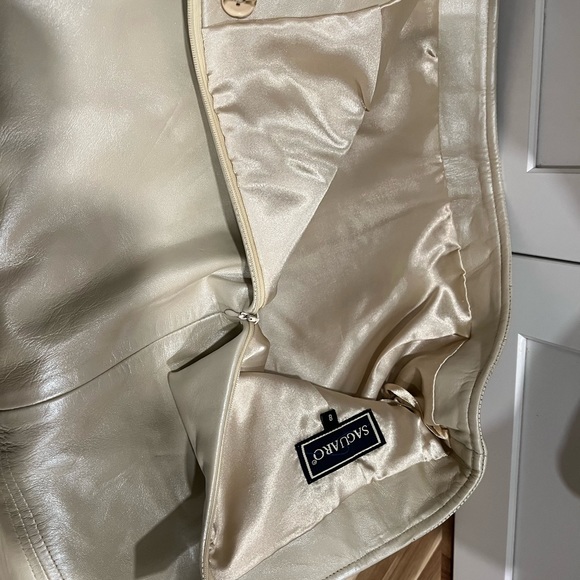 Saguaro leather suit ivory pearl color size M jacket size 8 skirt - Picture 14 of 15